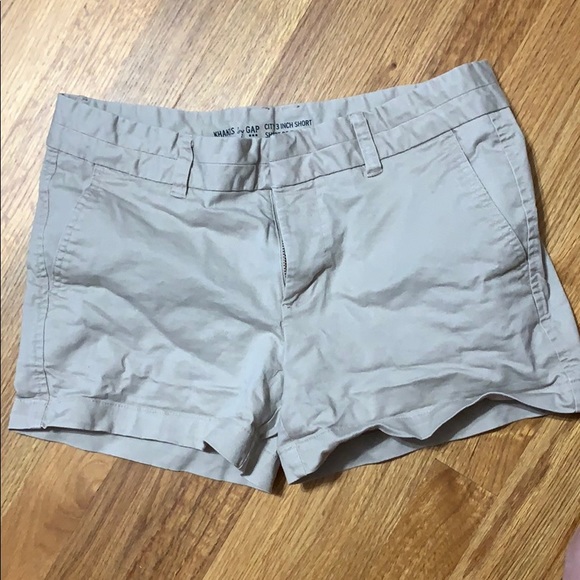 Khaki gap shorts - Picture 1 of 2